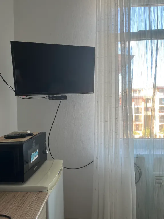 Уютная студия с видом на бассейн