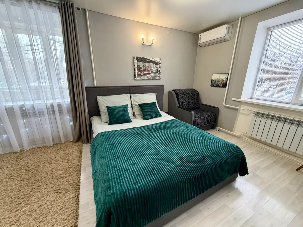 Квартира Уютная студия в центре — аренда посуточно в Михайловка