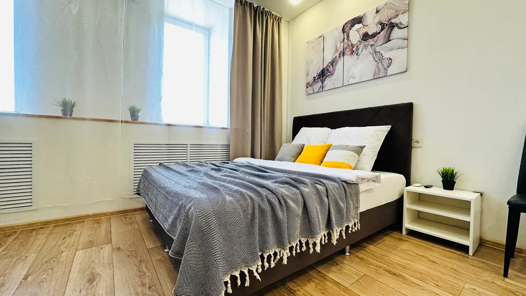 Квартира Уютная студия в ЖК Меланж — аренда посуточно в Пермь