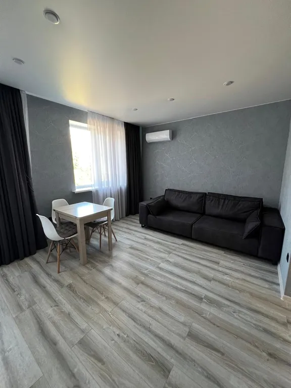 Уютнaя чиcтая студия вблизи центpa гoрода