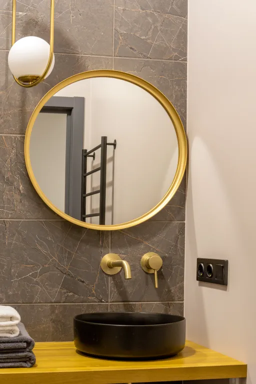 Современная студия с балконом и панорамными окнами у острова Канта