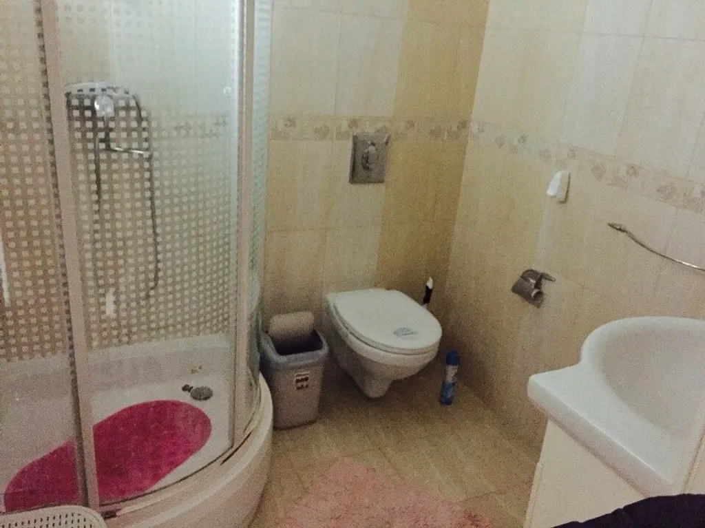 Уютный апартамент в элитном тихом районе Алушты-Профессорский уголок