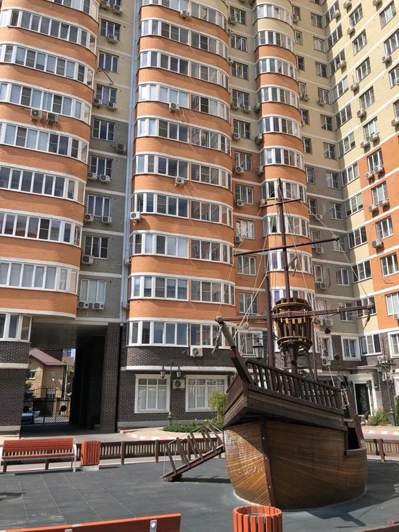 Квартира в ЖК Симфония напротив ТЦ Сокол — аренда посуточно в Ростов-на-Дону