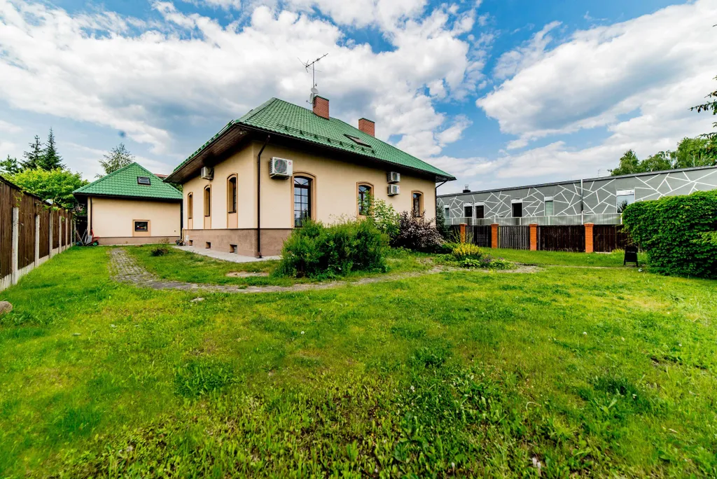 Коттедж Дом с бассейном и сауной — Горки-2