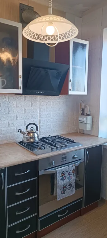 Счастливая матрешка у вокзала Исакогорка