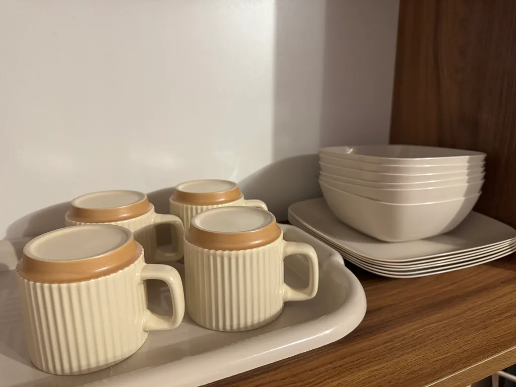 Уютная комната с видом на горы