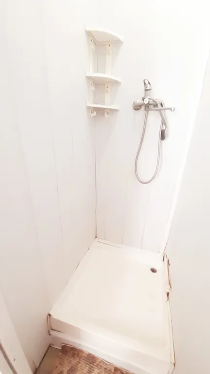 Дом возле набережной Терешкова