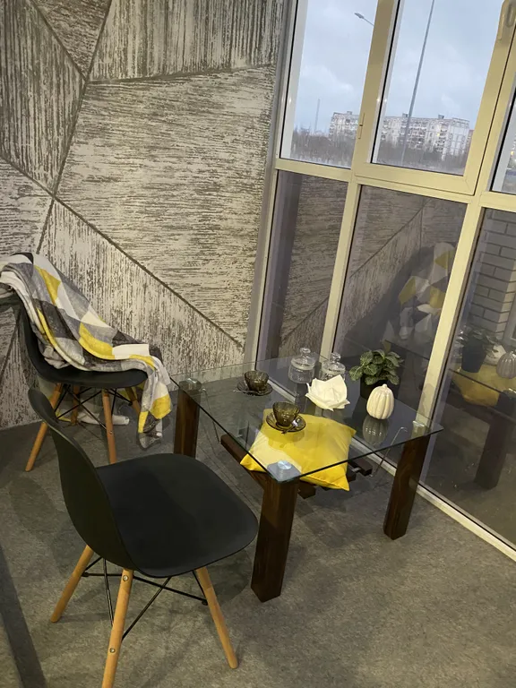 Студия с балконом