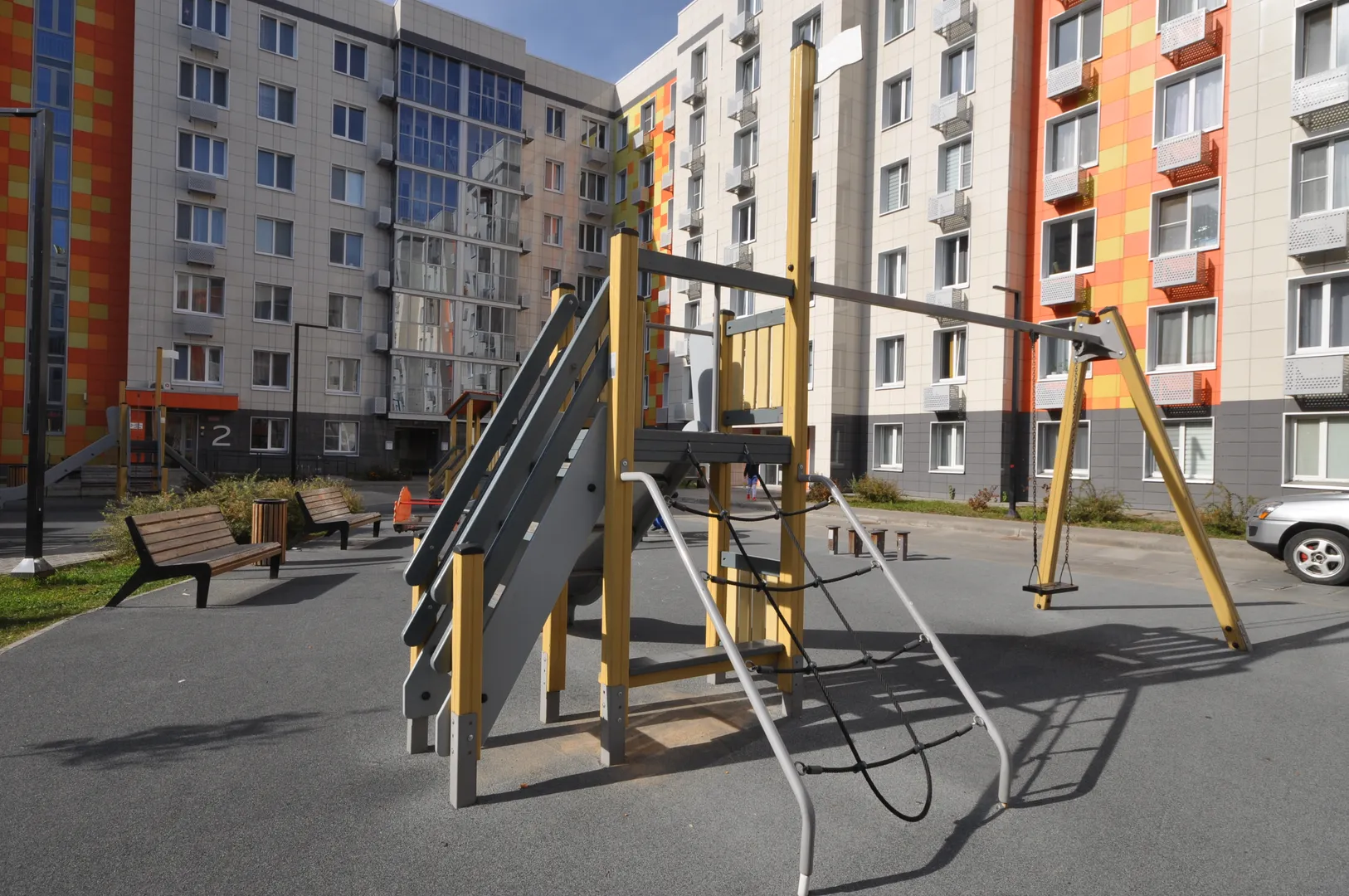 Много активностей