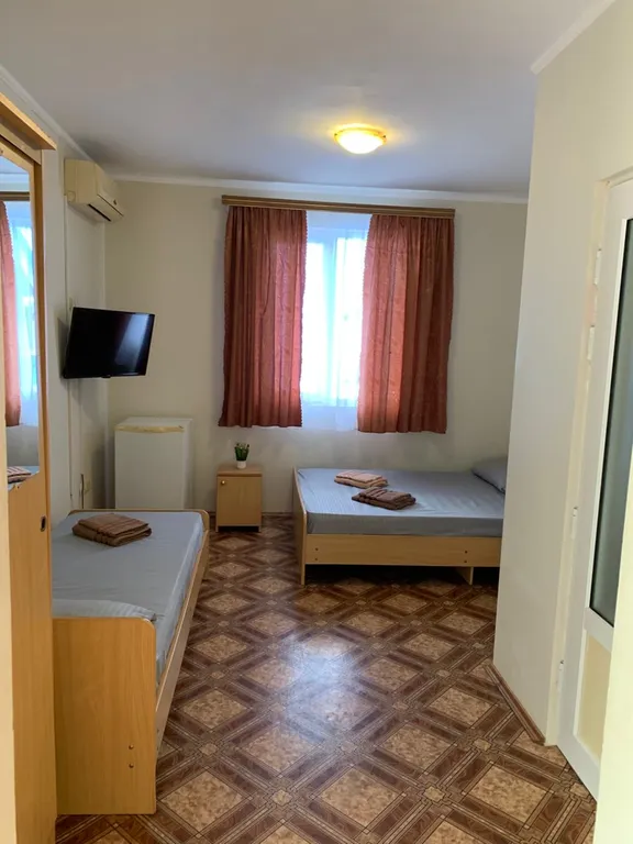 Квартира Комната — аренда посуточно в Лоо