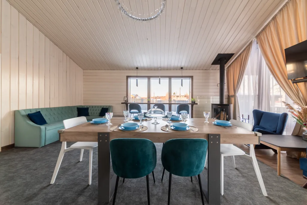 Дом у озера #1