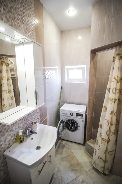 Студия с кухней, 5-ти местный