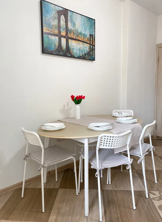 Большая семейная квартира до 5 гостей рядом с Волгой