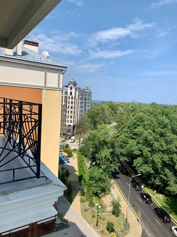 Новая уютная квартира с видом на море и лес