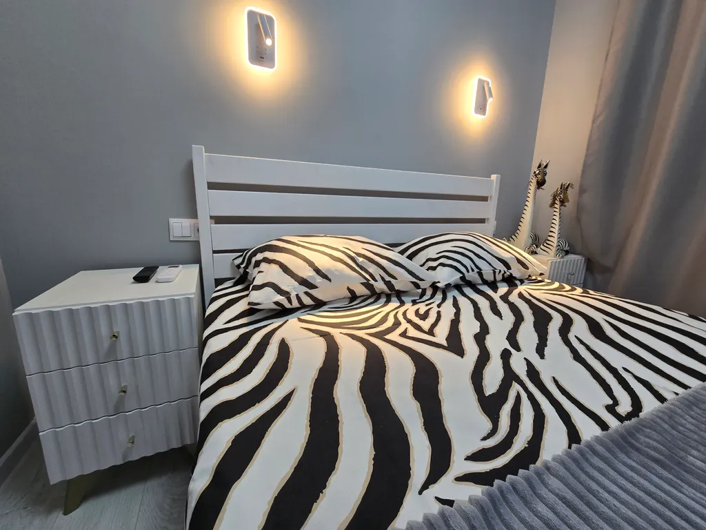 Новая квартира с выделенной спальней — аренда посуточно в Кудепста