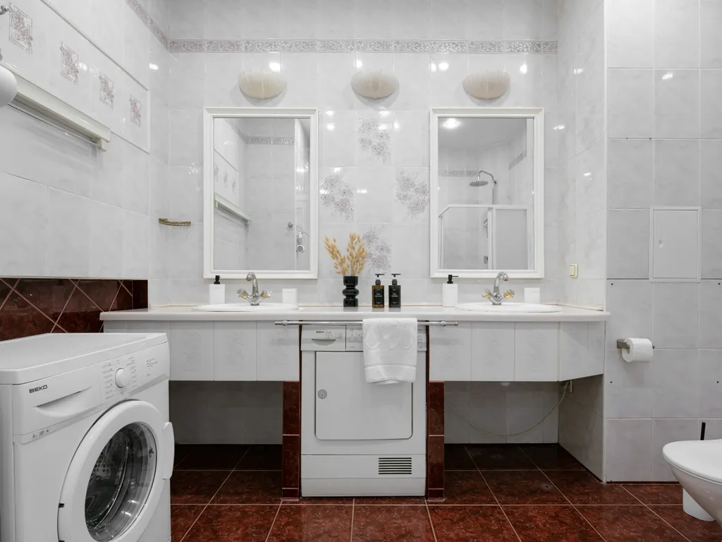 Шестикомнатная с видом на Кремль