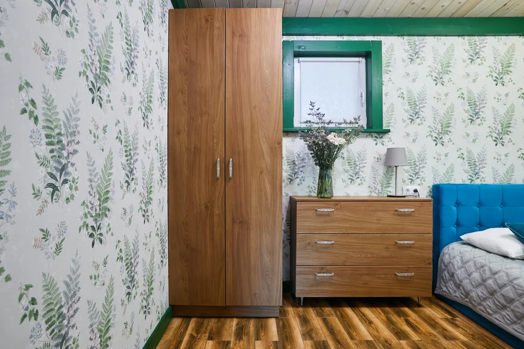 Большой коттедж с 5 спальнями, камином и террасой, Ромашка