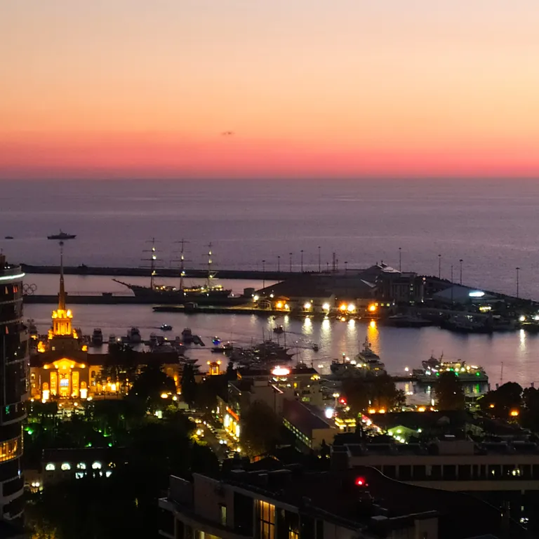 Квартира Супер квартира в центре, с видом на море — Сочи