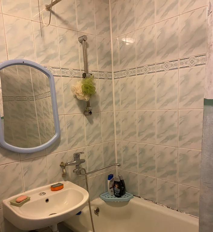 Большая квартира в районе железной дороги