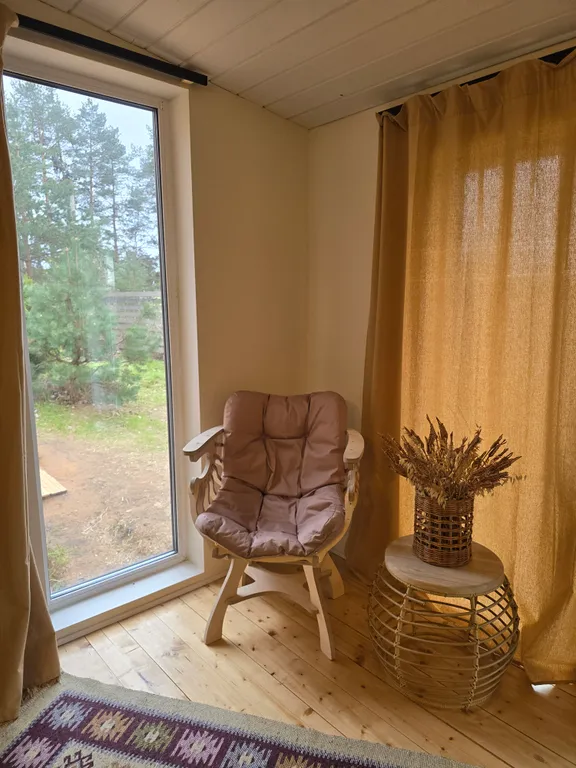 Домик в сосновом лесу