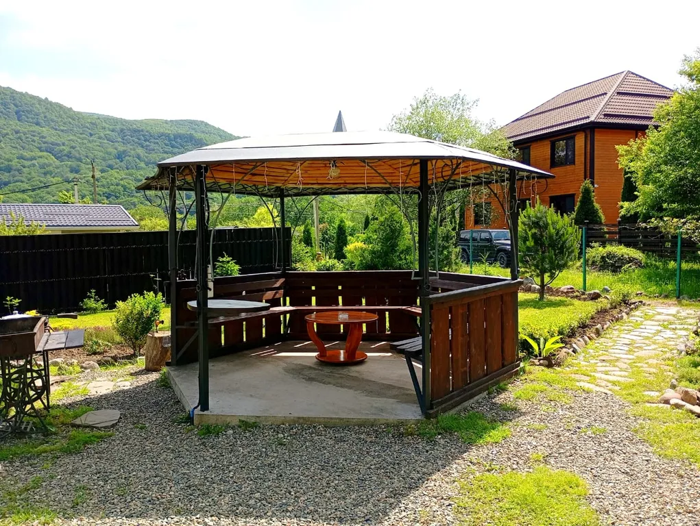 Эко-дом с видом на лес и горы