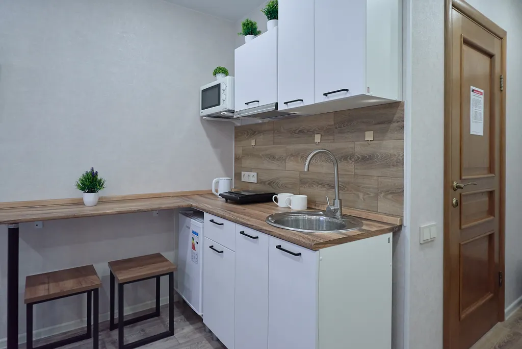 Студия в центре возле "Лампочки"(гастрохолл).  ТЦ "Лето"