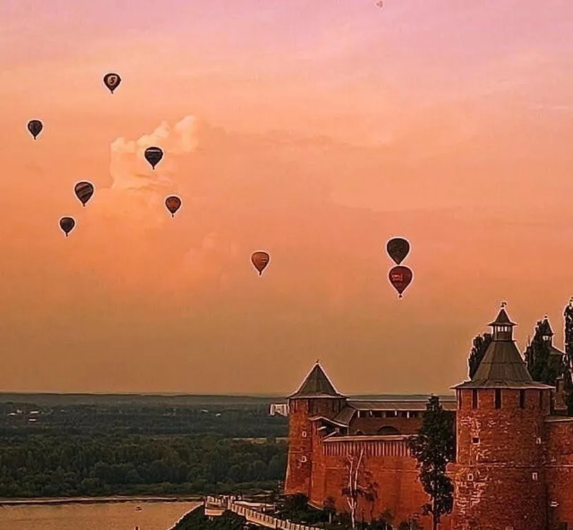 Квартира с панорамным видом на Кремль и слияние рек Волги и Оки