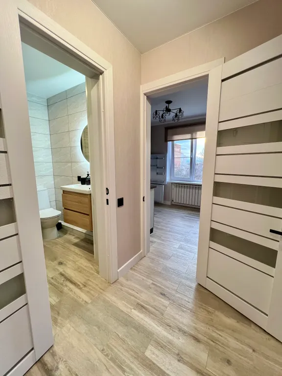 Светлая, теплая, просторная, уютная квартира в самом центре поселка