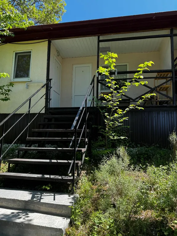 Квартира Квартира Двухместный номер с 1 двуспальной или 2 односпальными кроватями — Геленджик