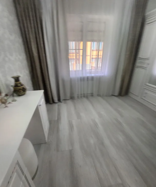 Большой дом с видом на гору