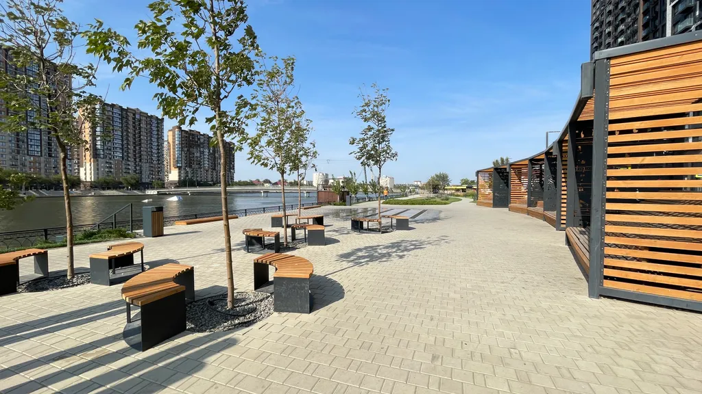 Квартира с видом на речной берег