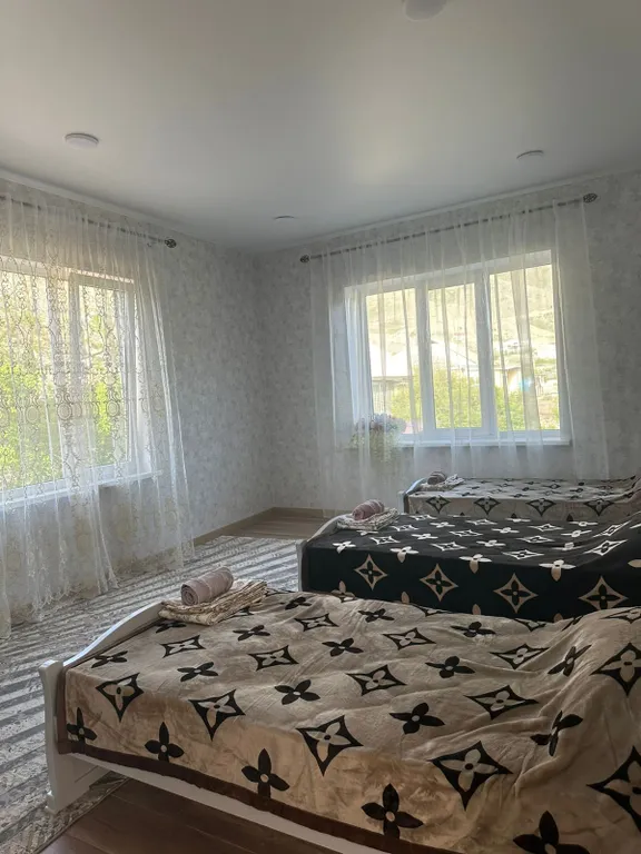 Уютный гостевой дом в пяти минутах от Гуниба с видом на горы