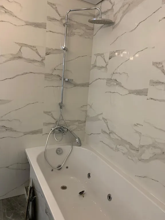 Дом в шаговой доступности от метро