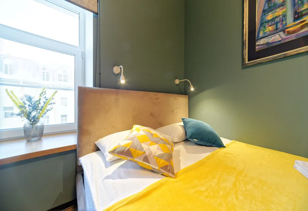 Квартира Квартира Deluxe Yellow Yard с балконом и парковкой в самом центре — Санкт-Петербург
