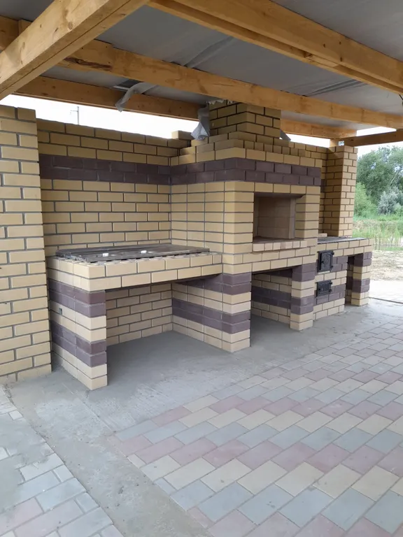 Домик у озера