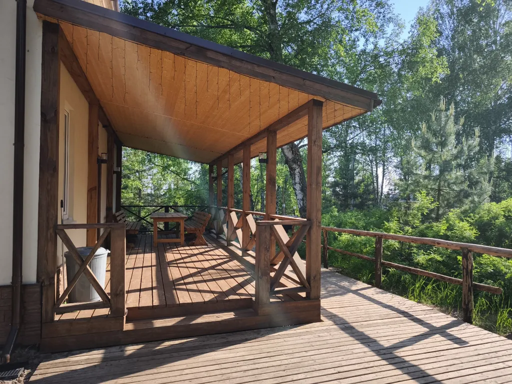 Дом 150m2 — чан, большая терраса, парковка на 4 машины