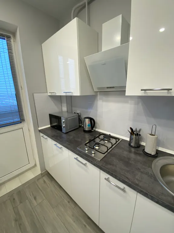 Светлая однушка на высоте с потрясающим видом