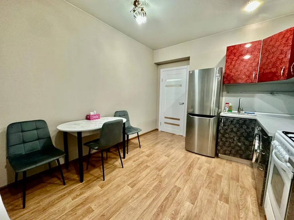 Квартира Чистая, уютная квартира в центре города — Элиста