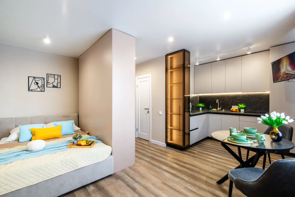 Дизайнерская студия в доме бизнес-класса