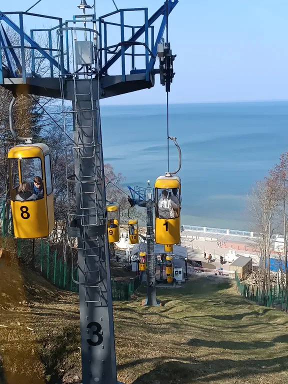 Двухкомнатная квартира у парка в тихом пригороде Калининграда