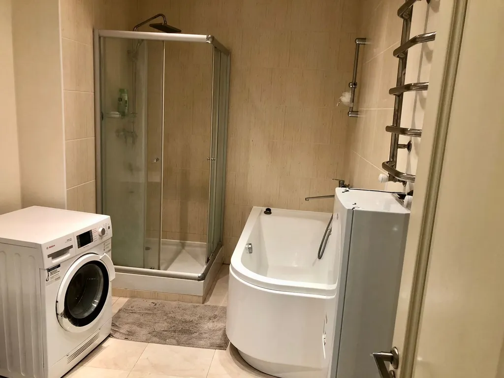 Апартаменты в центре с видом на Севастопольскую бухту