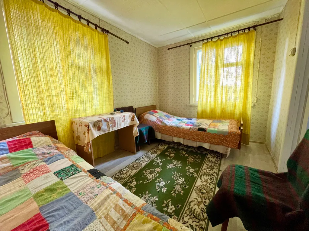 Уютный дом у озера