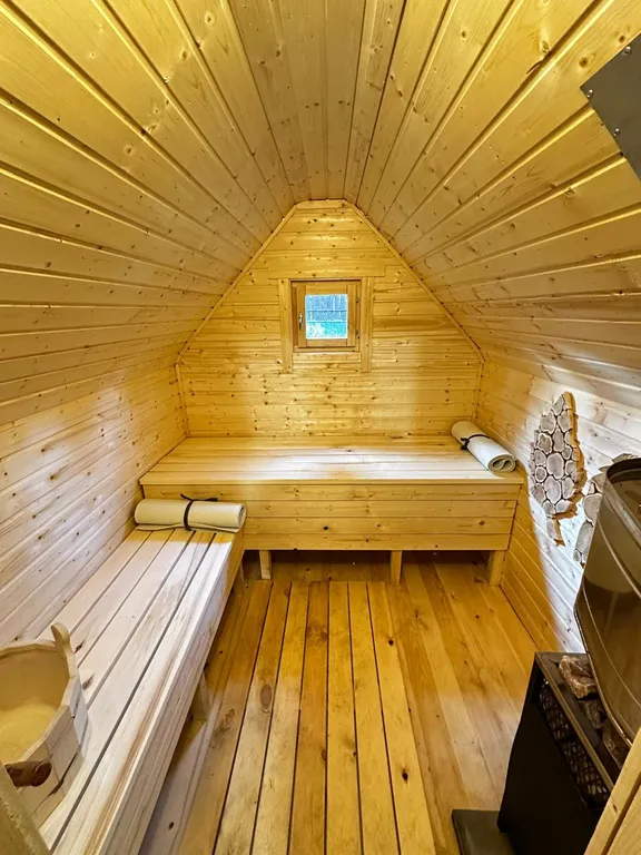 Новый уютный дом с русской баней и сибирским банным чаном