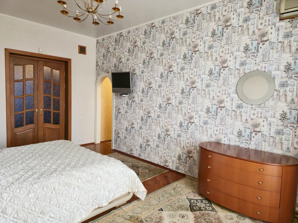 Квартира Уютная большая квартира около патриарших прудов — Москва