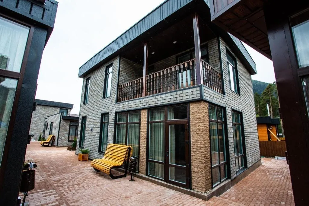 4-комнатный Дом