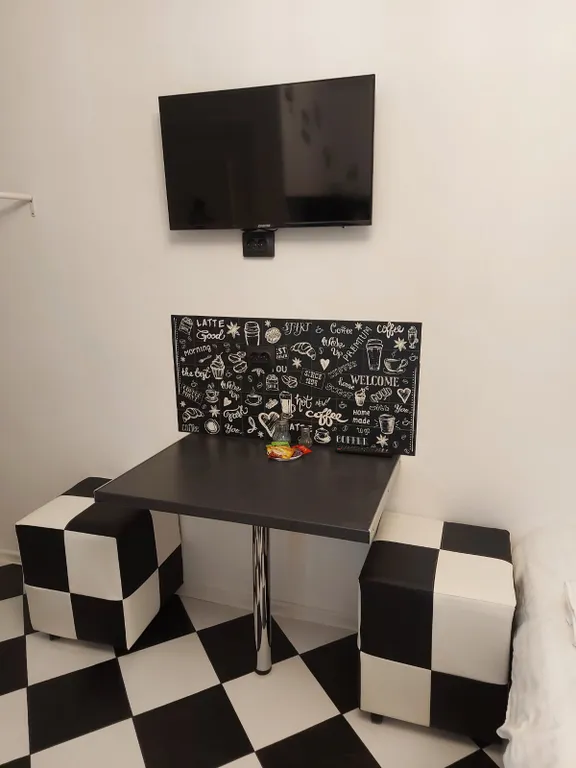 Студия Чеширский Кот в тихом районе с бесконтактным заселением