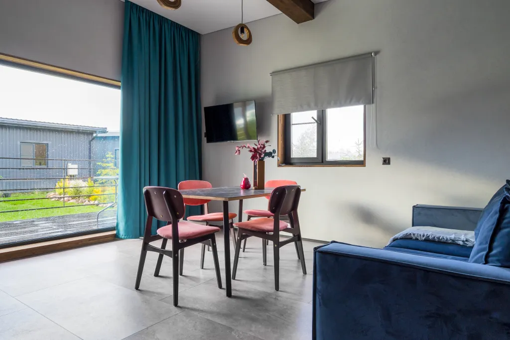 Коттедж Коттедж №1 на 6 человек у Красного озера — Светлое