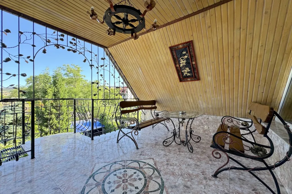 4-комнатный Дом