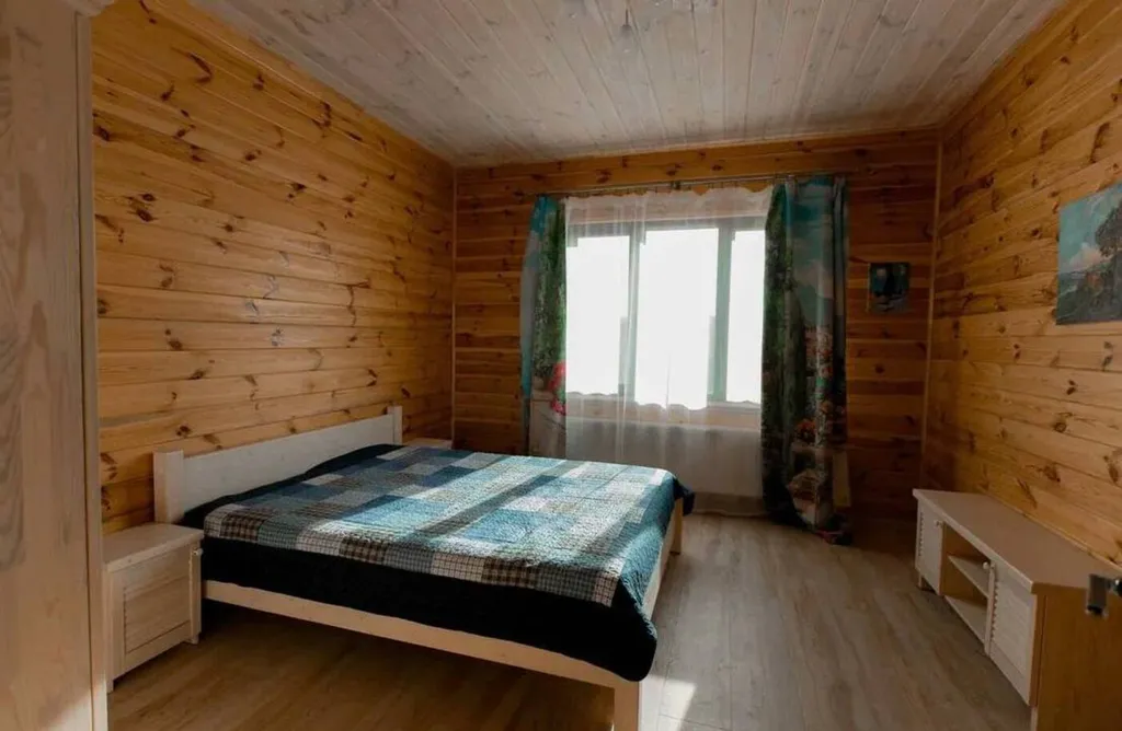 Дворик на Минском море