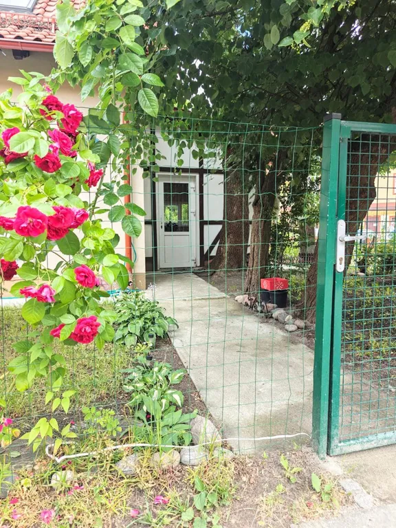 Квартира Квартира Двушка в 150 метрах от моря и в 50 метрах от центра Зеленоградска с кондиционером — Зеленоградск